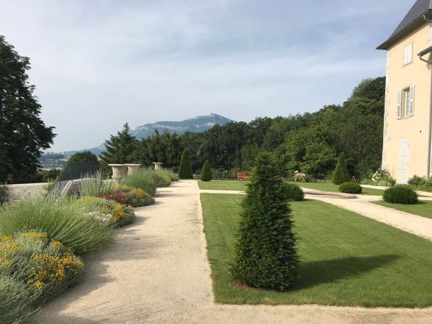 Réhabilitation d’un jardin historique - architectes paysagistes_Chambery_La terrasse plantée